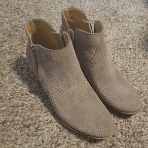 Womens boots